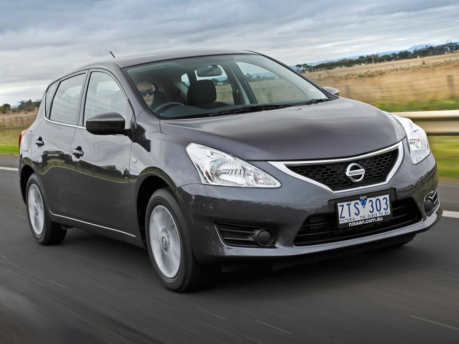  Nissan Pulsar Hatch 2013 года  (AU) (фото 6 из 14)